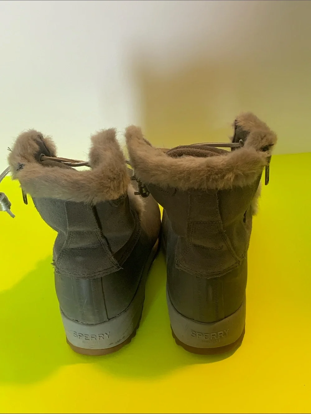 Sperry Women's Gray Faux-Fur Lace-Up Winter Boots Size 10